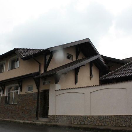 Casa Ianis Hotel Brasov Exterior photo
